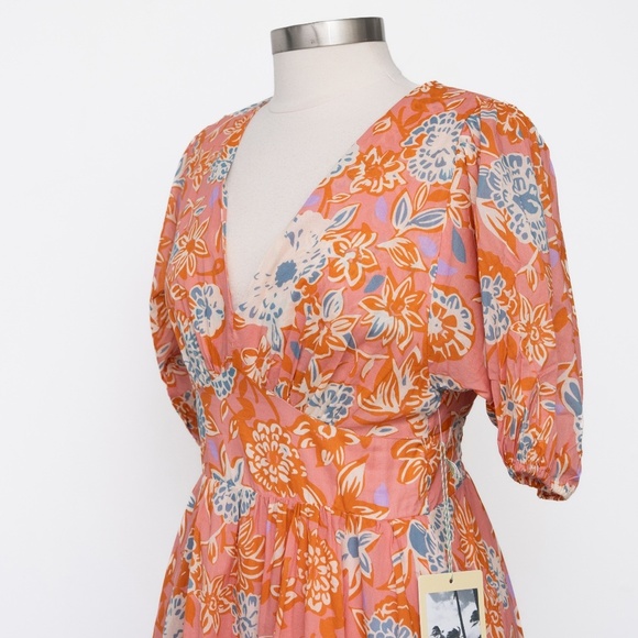 Trovata Birds of Paradis -  Gia Cotton Puff Sleeve Dress. - Picture 10 of 14